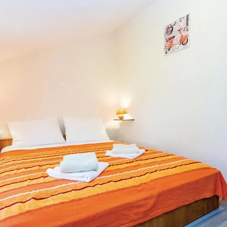 2 Bedroom Beautiful In